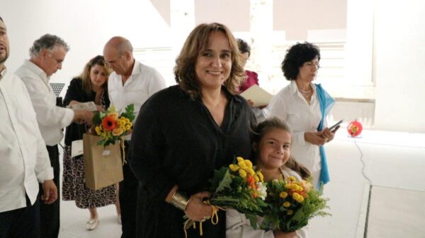 Ελένη Αναγνώστου, μαέστρος-σοπράνο, φωτο:faretra.info